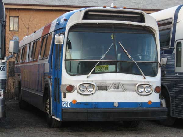 深圳租大巴提示開學(xué)租大巴需留意事項(xiàng)