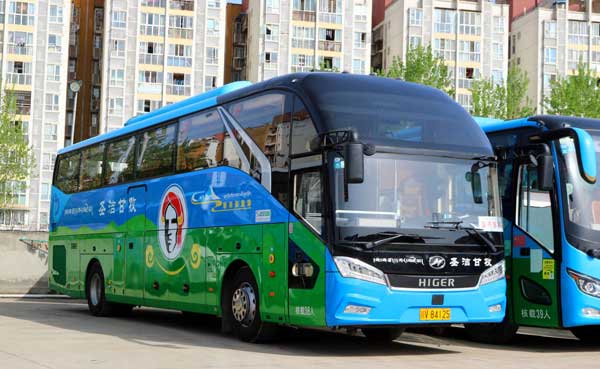 （企業(yè)班車租賃）企業(yè)選擇班車租賃相關(guān)常識(shí)注意事項(xiàng)