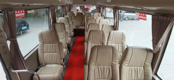 送你上班，接你下班，（班車巴士租賃）助你輕松通勤